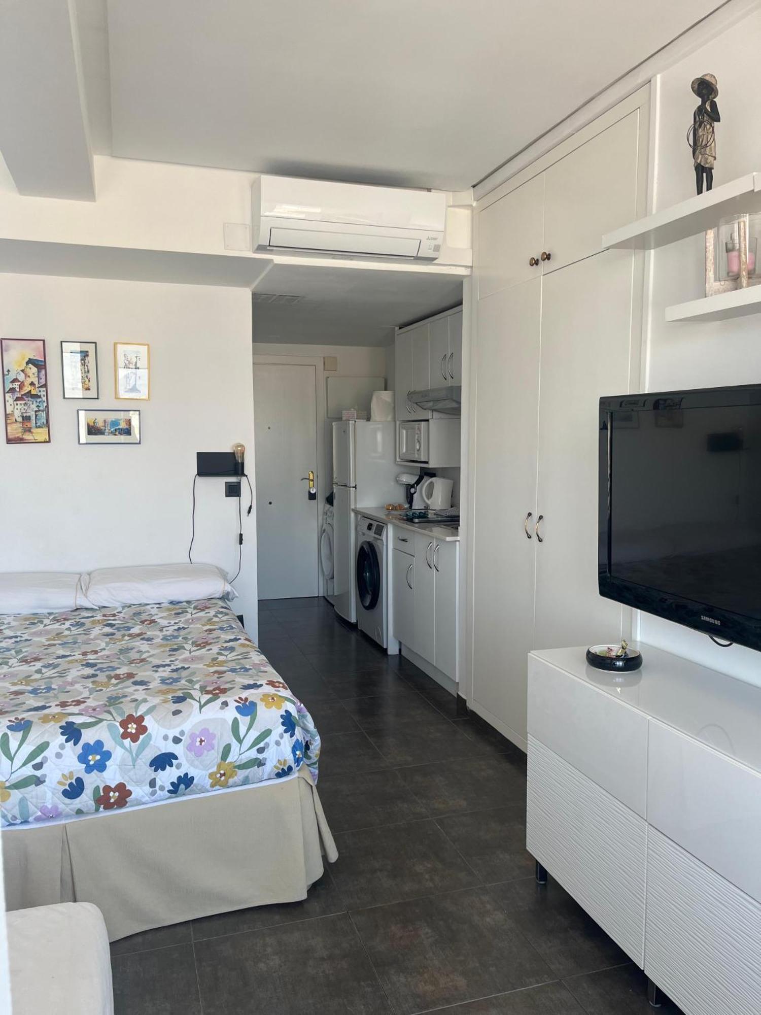 Centrico Apartamento En El Riscal Alicante Exteriör bild